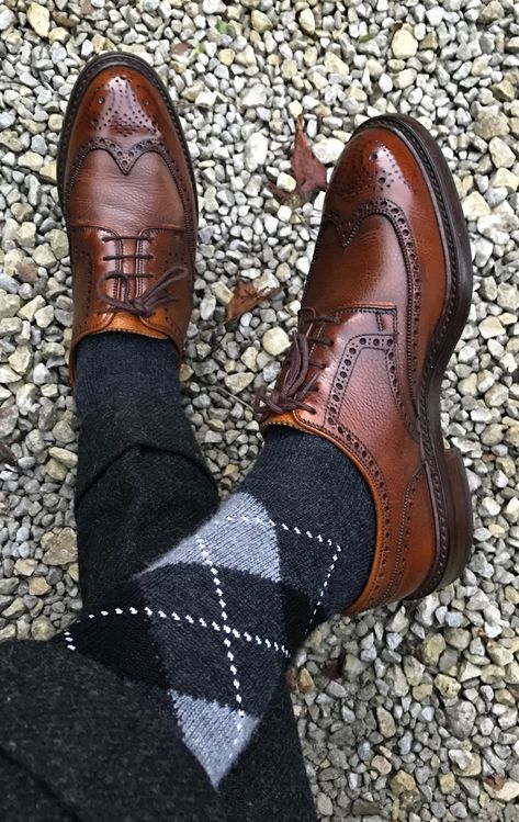 Men’s Classic Leather Brogue Oxford Shoes